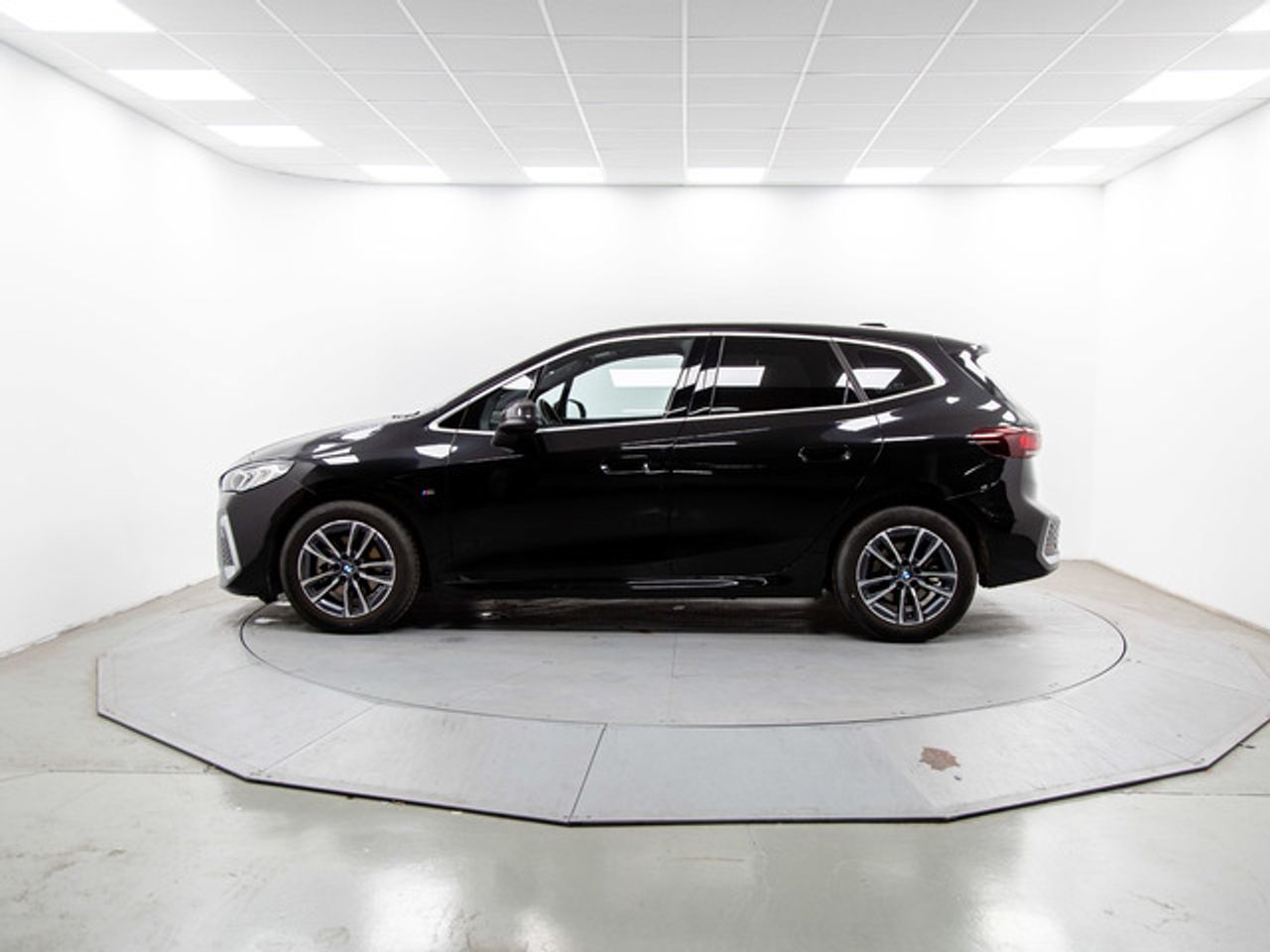 BMW Serie 2 218d active tourer 110 kw (150 cv)  2025 Diésel - Foto 4