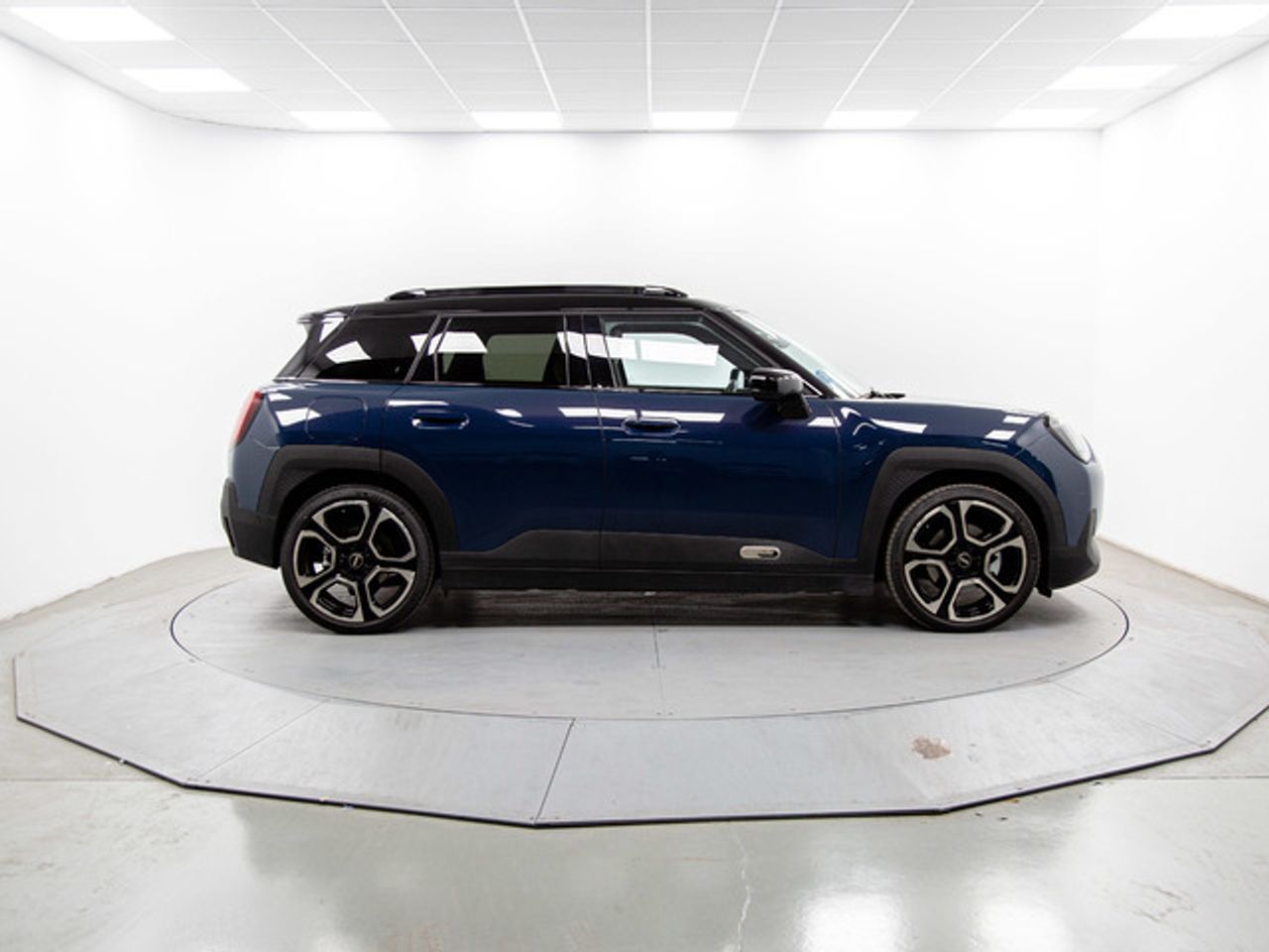 MINI Aceman e 135 kw (184 cv)  2025 Eléctrico - Foto 13