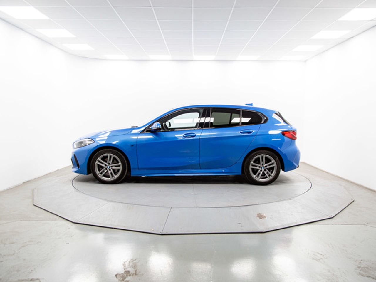BMW Serie 1 118d 110 kw (150 cv)  2021 Diésel - Foto 4