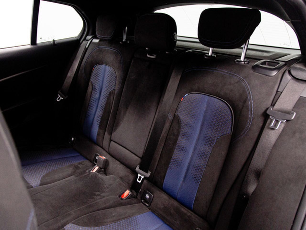 BMW Serie 1 116d business 85 kw (116 cv)  2021 Diésel - Foto 10