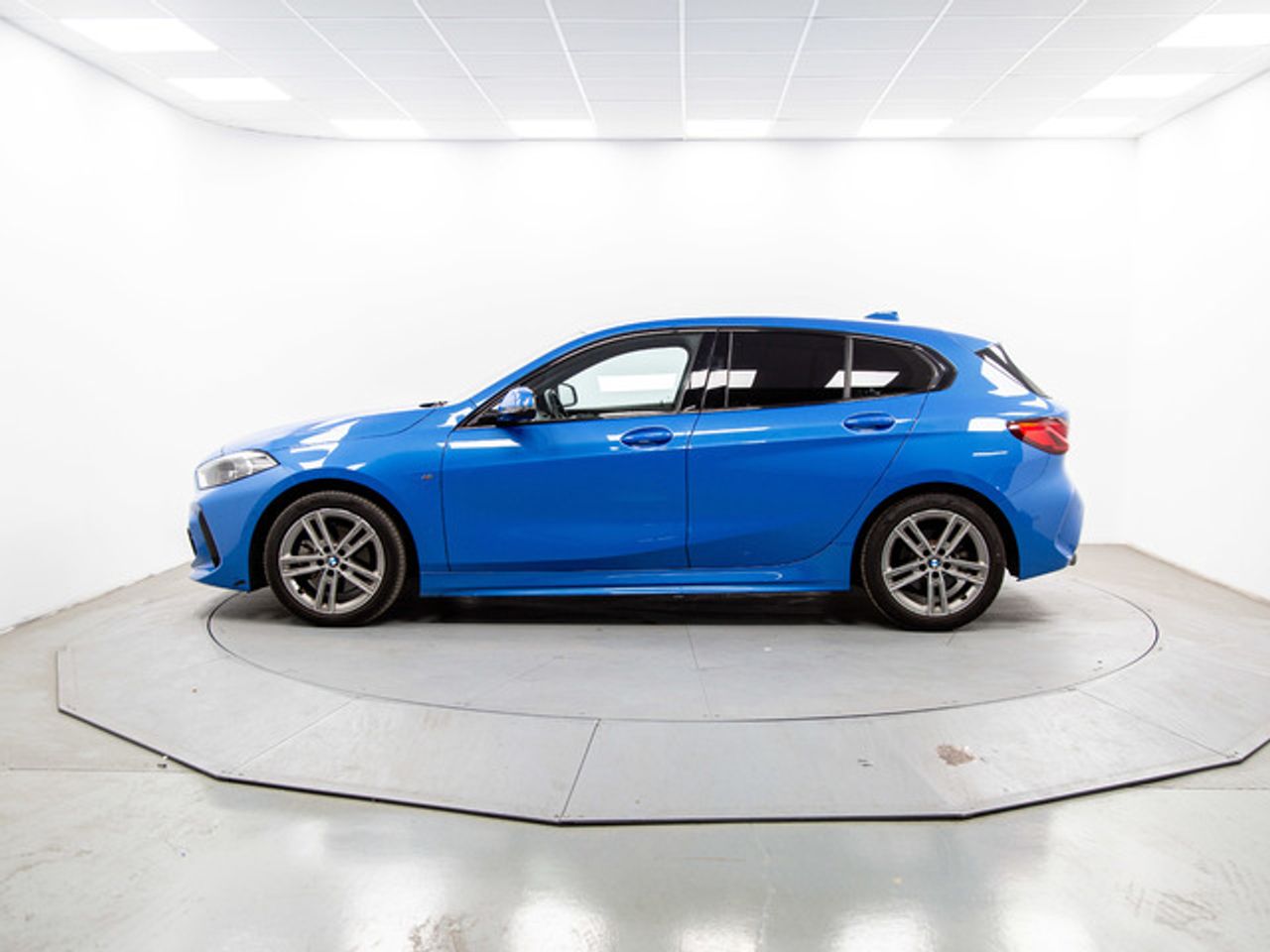 BMW Serie 1 118i 103 kw (140 cv)  2022 Gasolina - Foto 4