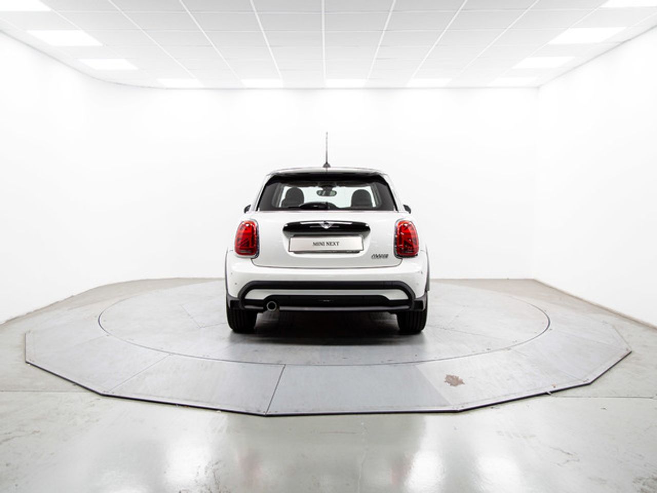 MINI Cooper 100 kw (136 cv)  2023 Gasolina - Foto 6