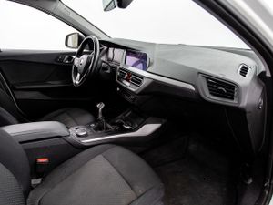 BMW Serie 1 116d business 85 kw (116 cv)  2021 Diésel - Foto 15
