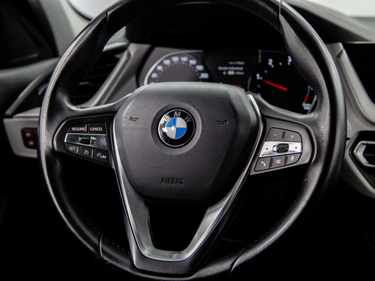 BMW Serie 1 116d business 85 kw (116 cv)  2021 Diésel - Foto 16