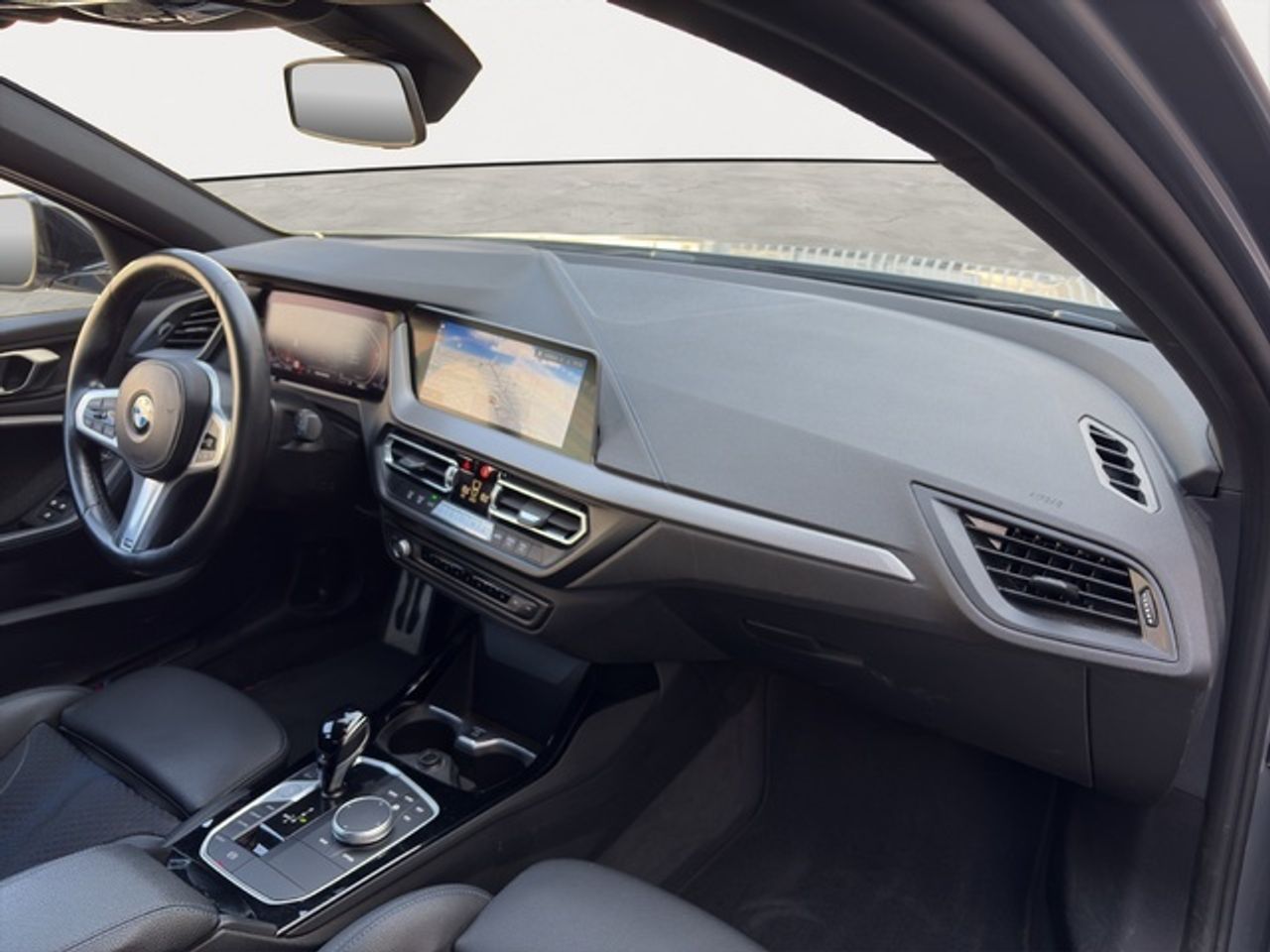 BMW Serie 1 118d business 110 kw (150 cv)  2022 Diésel - Foto 9