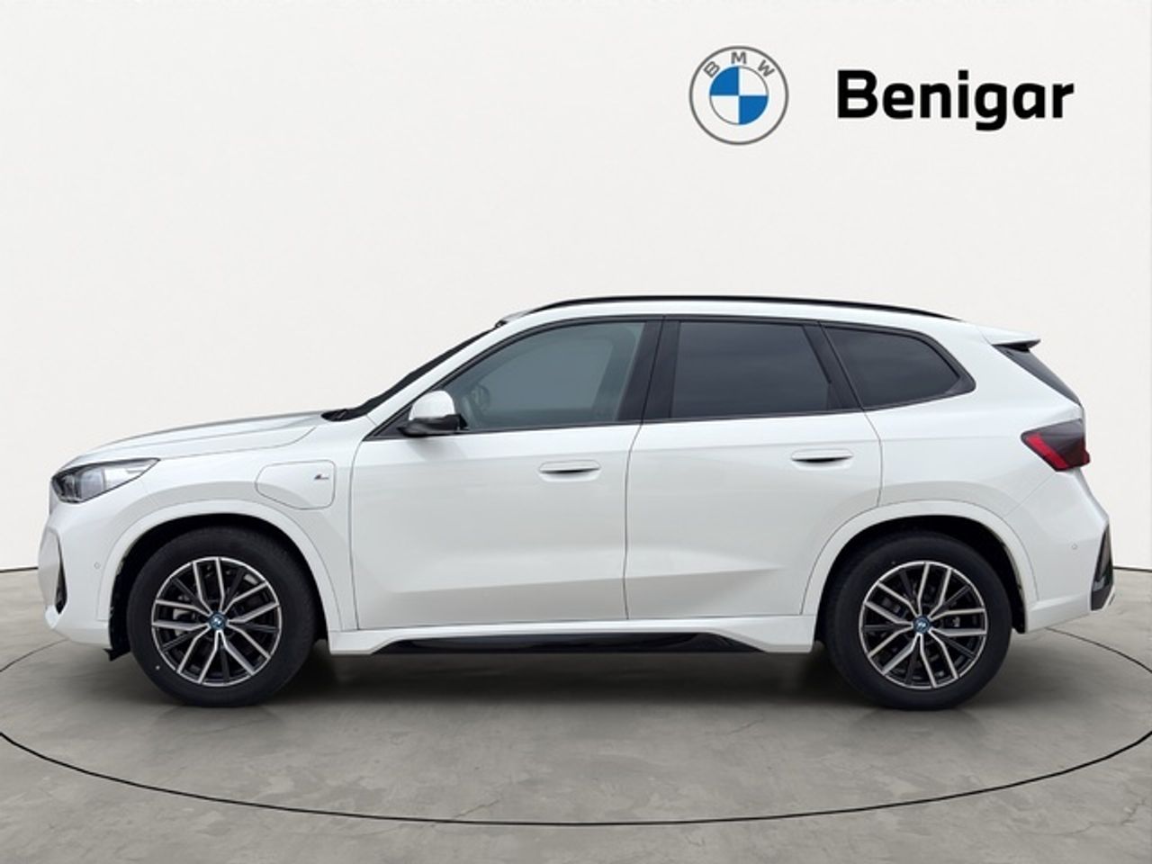 BMW X1 xdrive25e 180 kw (245 cv)  2025 Híbrido (Gasolina) - Foto 4