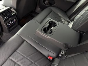 BMW i5 edrive40 250 kw (340 cv)  2025 Eléctrico - Foto 21