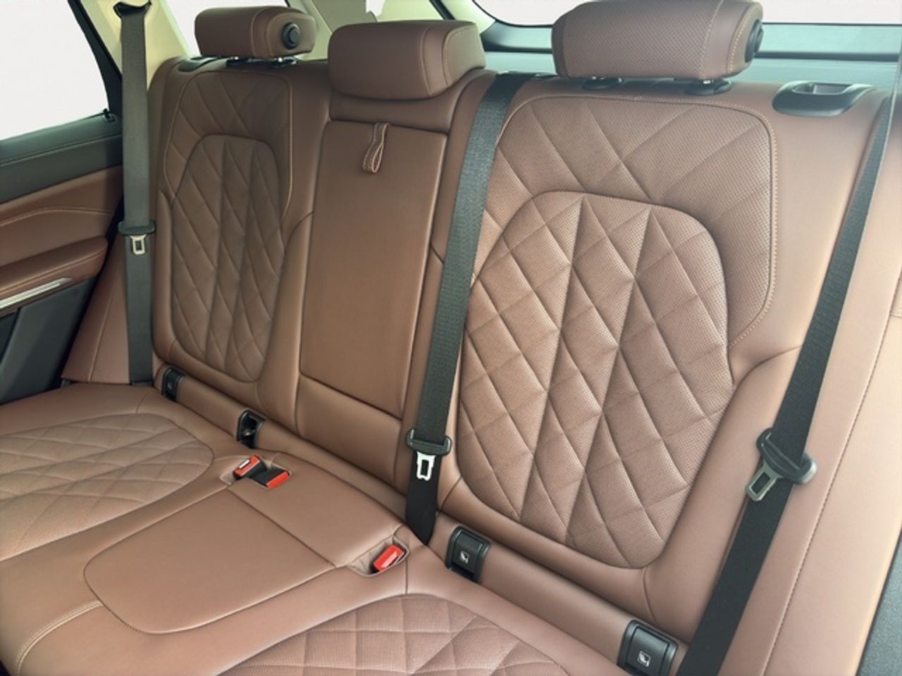 BMW X5 xdrive50e 360 kw (489 cv)  2025 Híbrido (Gasolina) - Foto 10