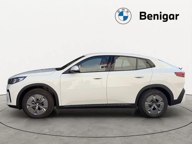 BMW iX2 edrive20 150 kw (204 cv)