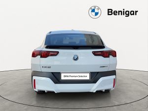 BMW iX2 edrive20 150 kw (204 cv)  2026 Eléctrico - Foto 9