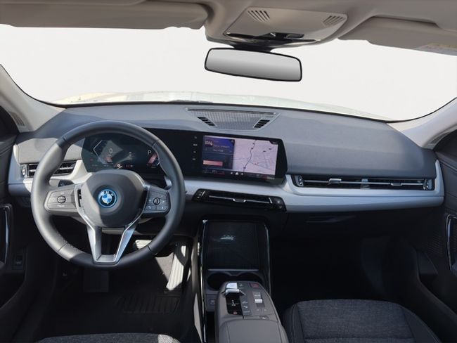 BMW iX2 edrive20 150 kw (204 cv)