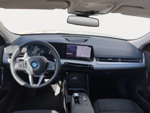 BMW iX2 edrive20 150 kw (204 cv)  2026 Eléctrico - Foto 13