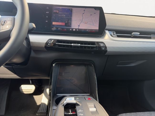 BMW iX2 edrive20 150 kw (204 cv)