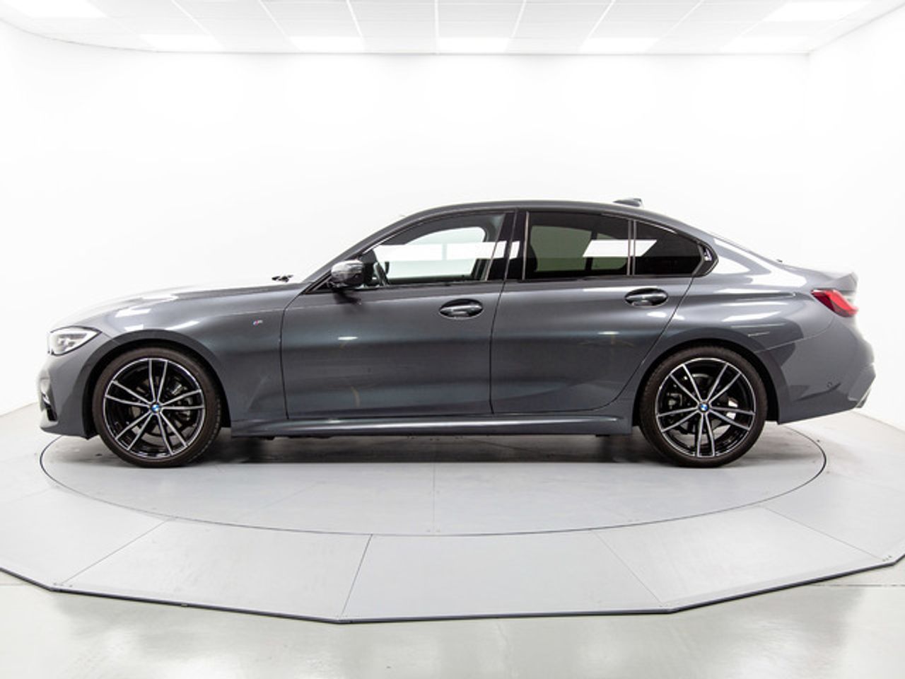 BMW Serie 3 320d 140 kw (190 cv)  2022 Diésel - Foto 4