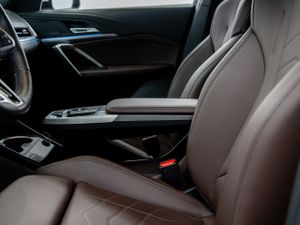 BMW X2 sdrive18d 110 kw (150 cv)  2025 Diésel - Foto 29