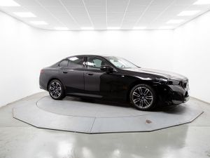 BMW Serie 5 530e 220 kw (299 cv)  2025 Híbrido (Gasolina) - Foto 25