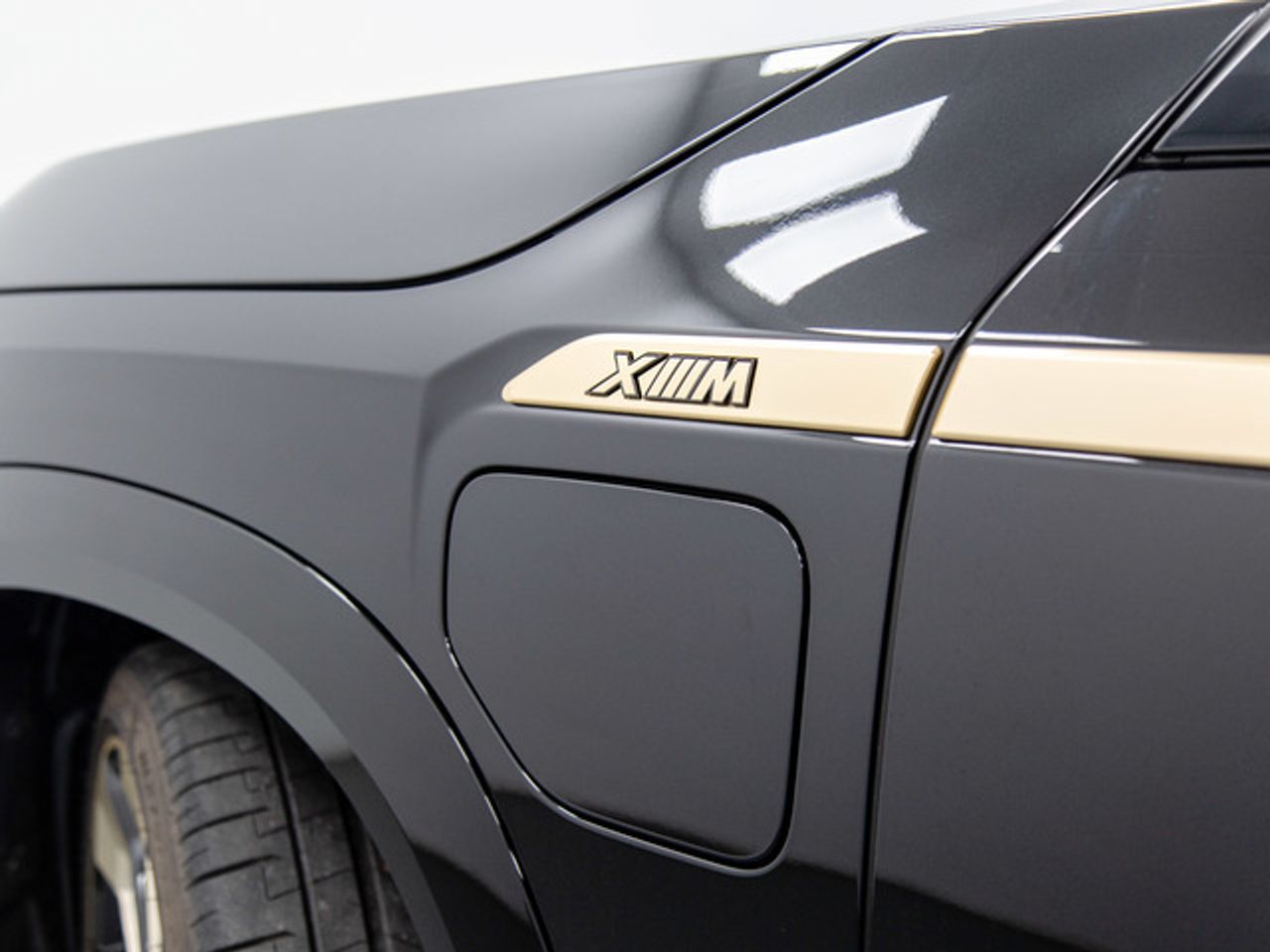 BMW XM 4.4 phev 480 kw (653 cv)  2023 Híbrido (Gasolina) - Foto 16