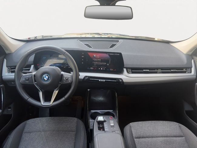 BMW iX1 edrive20 150 kw (204 cv)