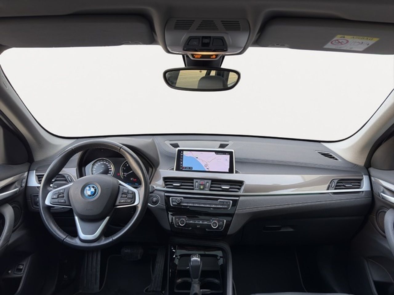 BMW X1 xdrive25e 162 kw (220 cv)  2022 Híbrido (Gasolina) - Foto 8