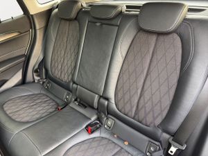 BMW X1 xdrive25e 162 kw (220 cv)  2022 Híbrido (Gasolina) - Foto 17