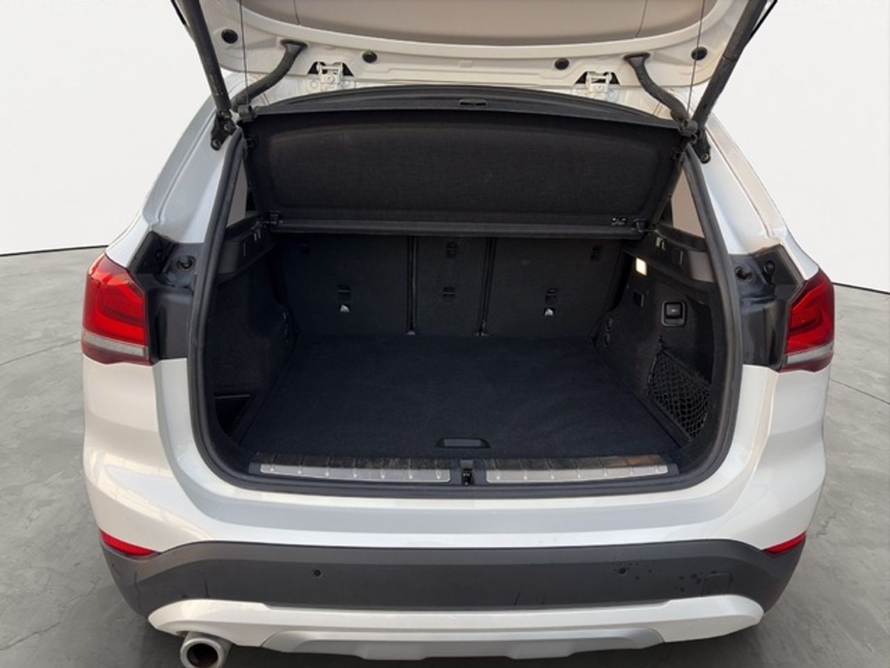 BMW X1 xdrive25e 162 kw (220 cv)  2022 Híbrido (Gasolina) - Foto 13
