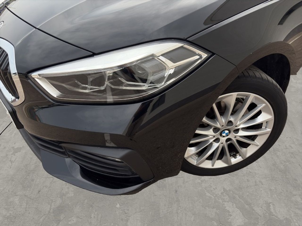 BMW Serie 1 118i 103 kw (140 cv)  2023 Gasolina - Foto 7