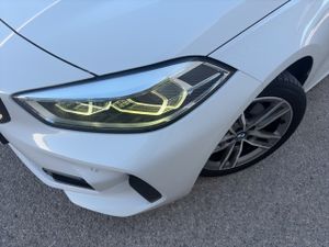 BMW Serie 1 118d business 110 kw (150 cv)  2021 Diésel - Foto 11