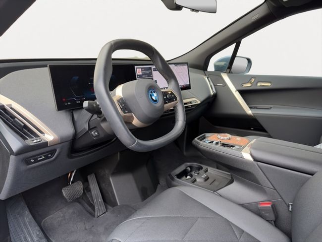 BMW iX xdrive50 385 kw (523 cv)
