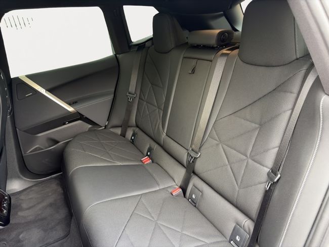 BMW iX xdrive50 385 kw (523 cv)