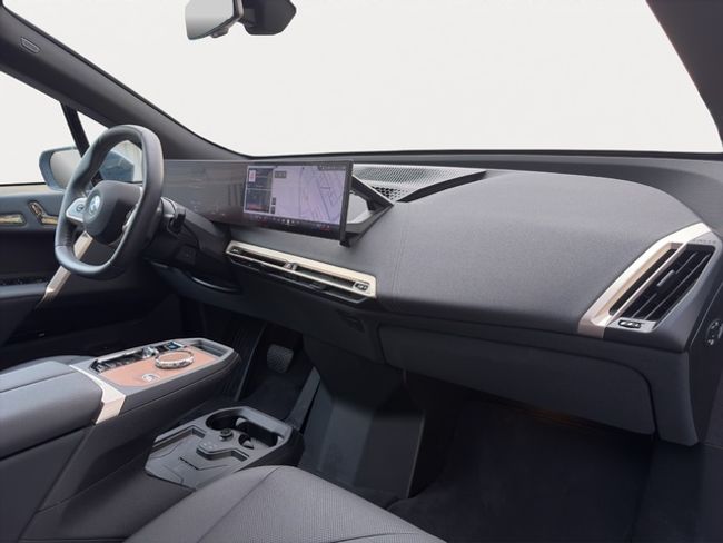BMW iX xdrive50 385 kw (523 cv)