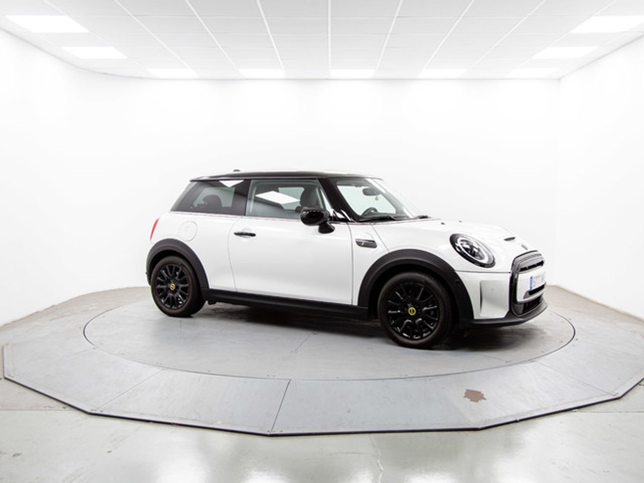 MINI Cooper se 135 kw (184 cv)  2023 Eléctrico - Foto 14
