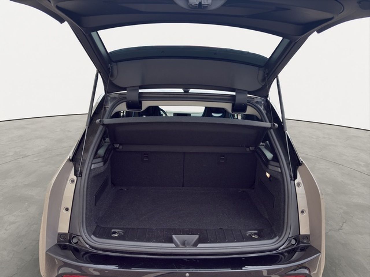 BMW i3 120ah 125 kw (170 cv)  2022 Eléctrico - Foto 12
