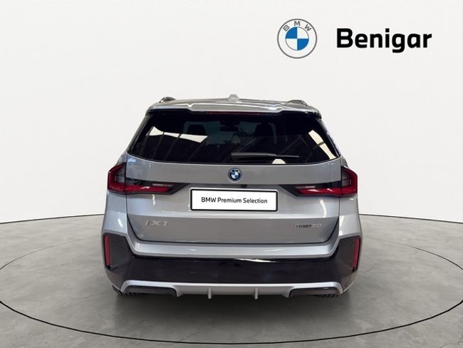 BMW iX1 edrive20 150 kw (204 cv)