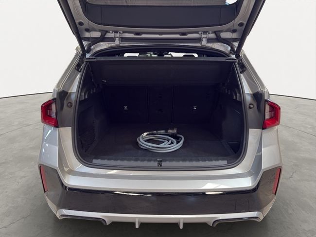 BMW iX1 edrive20 150 kw (204 cv)