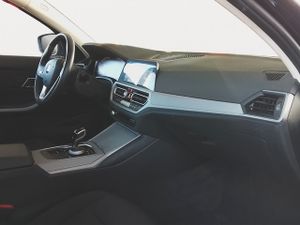 BMW Serie 3 318d 110 kw (150 cv)  2022 Diésel - Foto 15
