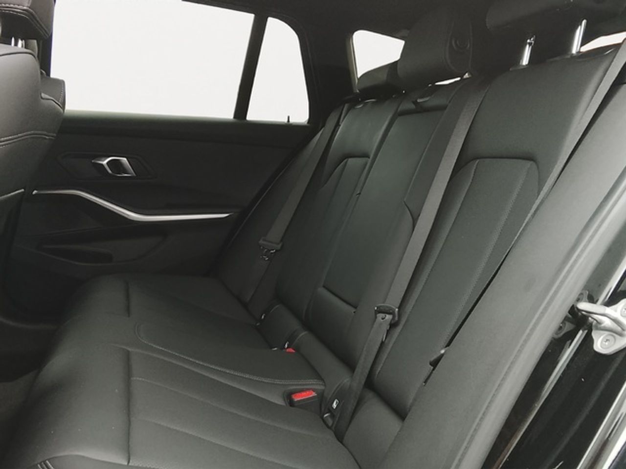 BMW Serie 3 318d touring 110 kw (150 cv)  2025 Diésel - Foto 10