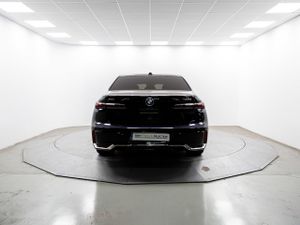 BMW Serie 7 740d xdrive 220 kw (299 cv)  2025 Diésel - Foto 9