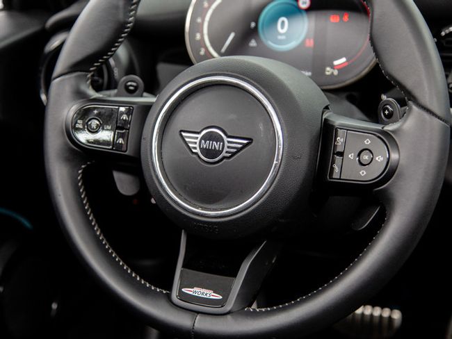 MINI Cooper john  works 170 kw (231 cv)