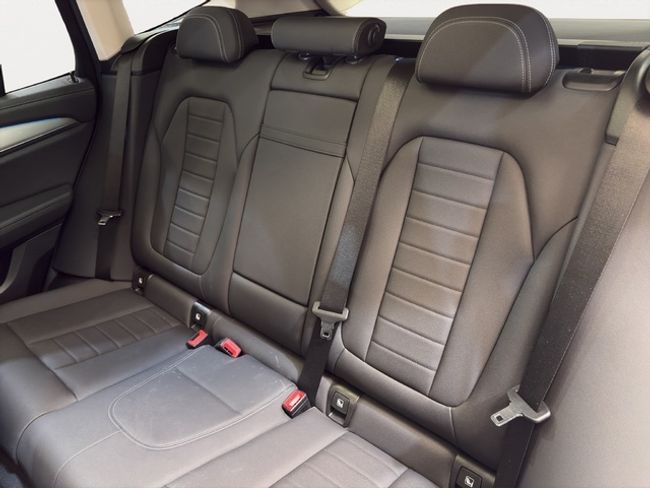 BMW iX3 80 kwh 210 kw (286 cv)