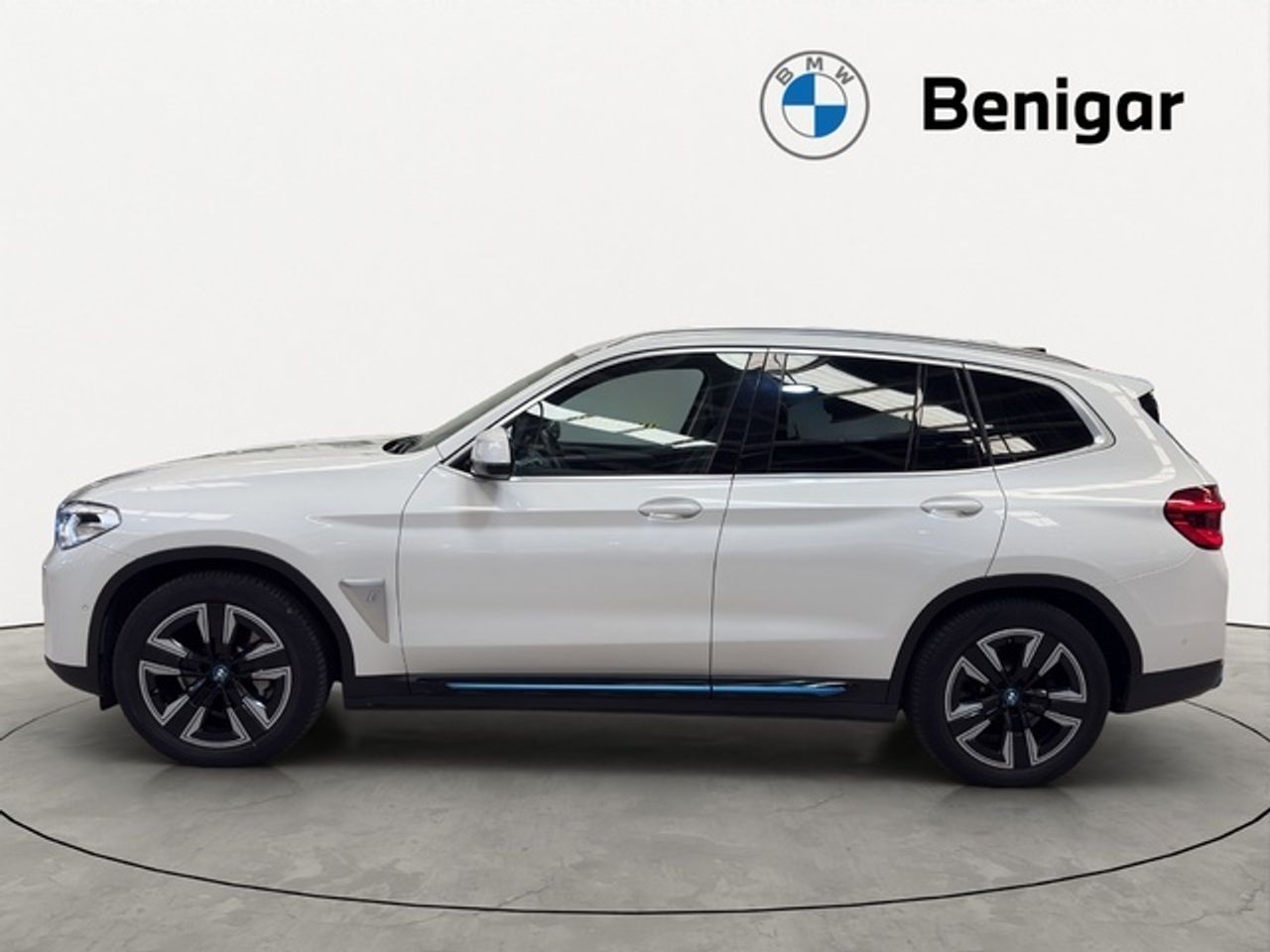 BMW iX3 80 kwh 210 kw (286 cv)  2021 Eléctrico - Foto 4
