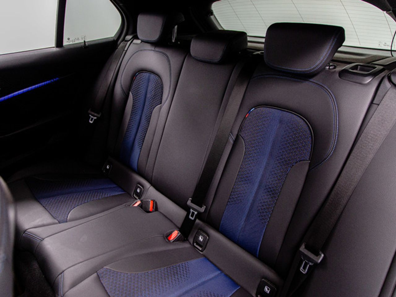 BMW Serie 1 118d business 110 kw (150 cv)  2022 Diésel - Foto 10