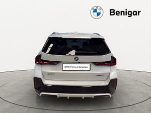 BMW iX1 xdrive30 230 kw (313 cv)  2026 Eléctrico - Foto 9