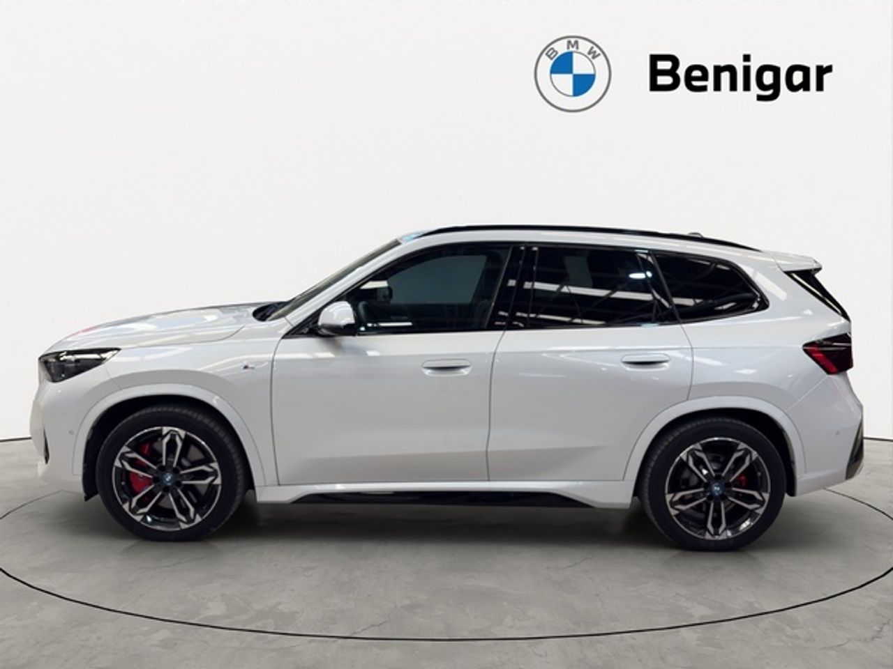 BMW iX1 xdrive30 230 kw (313 cv)  2026 Eléctrico - Foto 4