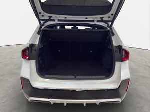 BMW iX1 xdrive30 230 kw (313 cv)  2026 Eléctrico - Foto 23