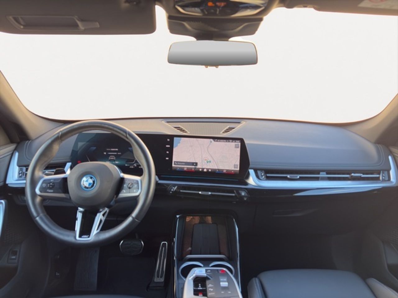 BMW iX1 edrive20 150 kw (204 cv)  2025 Eléctrico - Foto 8