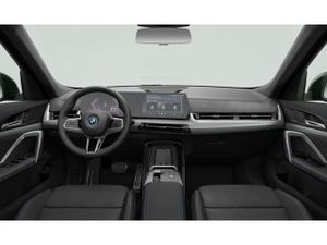 BMW iX1 edrive20 150 kw (204 cv)  2025 Eléctrico - Foto 7