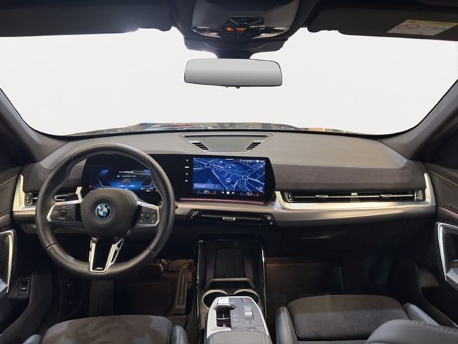 BMW iX1 edrive20 150 kw (204 cv)