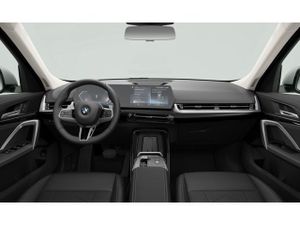 BMW X1 sdrive18d 110 kw (150 cv)  2022 Diésel - Foto 7