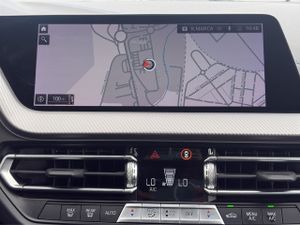BMW Serie 1 118d 110 kw (150 cv)  2022 Diésel - Foto 25