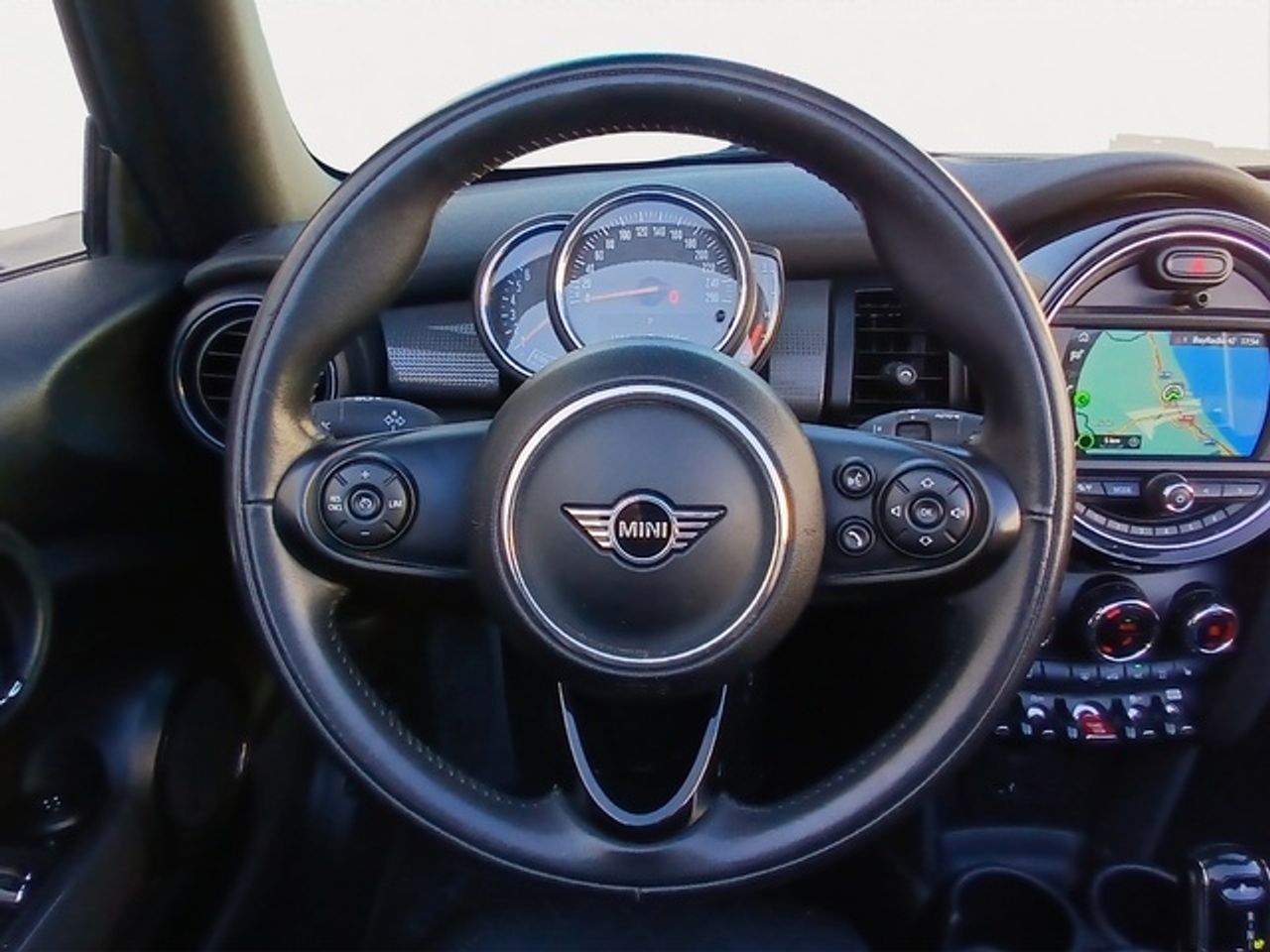 MINI Cooper 100 kw (136 cv)  2019 Gasolina - Foto 16